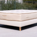 Matelas à ressorts ensachés naturels avec crin de cheval, lin, laine de chameau et coton biologique